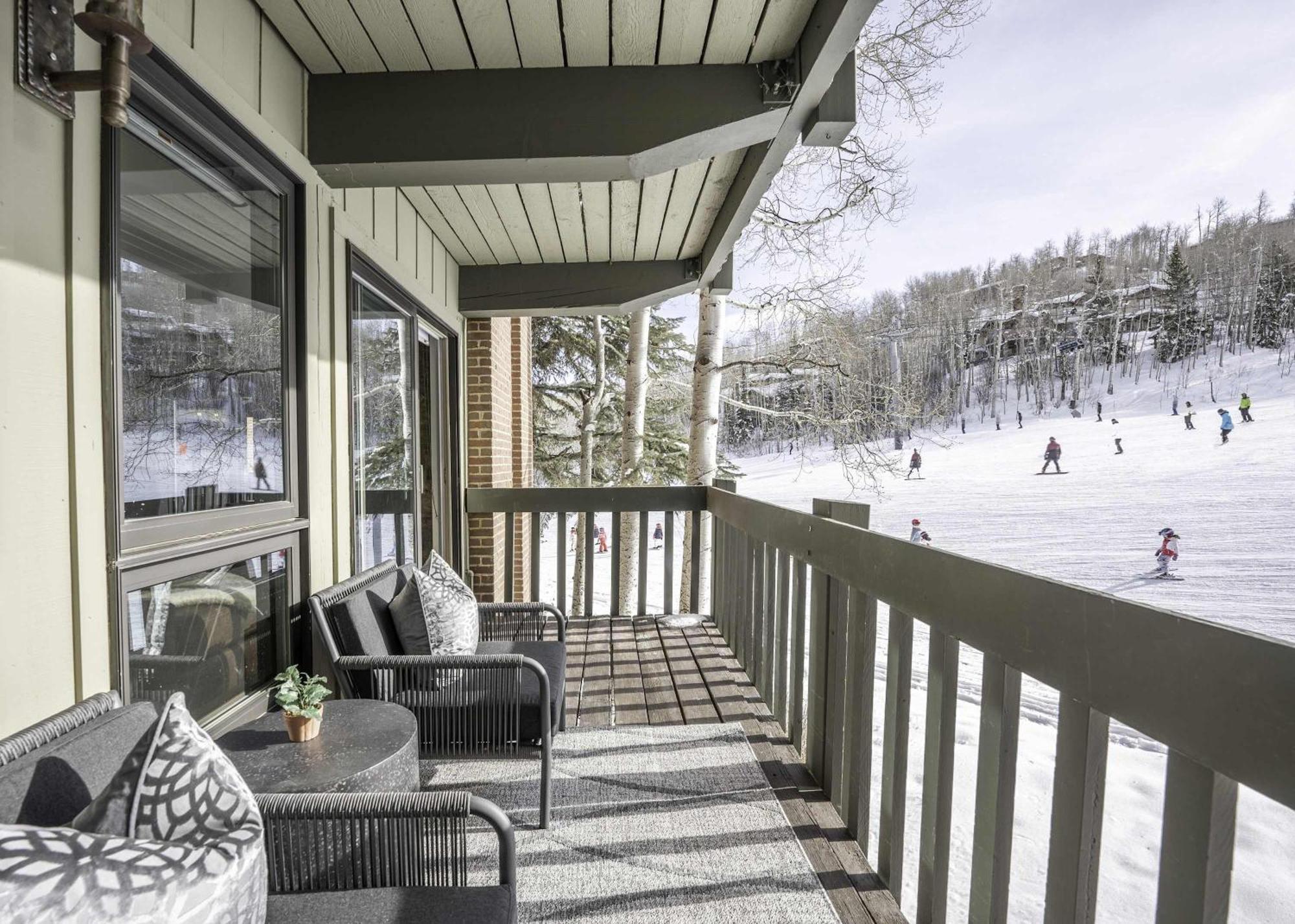 Renovated 2 Bedroom Condo W Hot Tub -Mountain Views! Snowmass Village Dış mekan fotoğraf