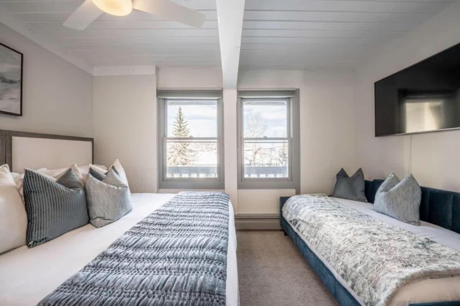 Renovated 2 Bedroom Condo W Hot Tub -Mountain Views! Snowmass Village Dış mekan fotoğraf